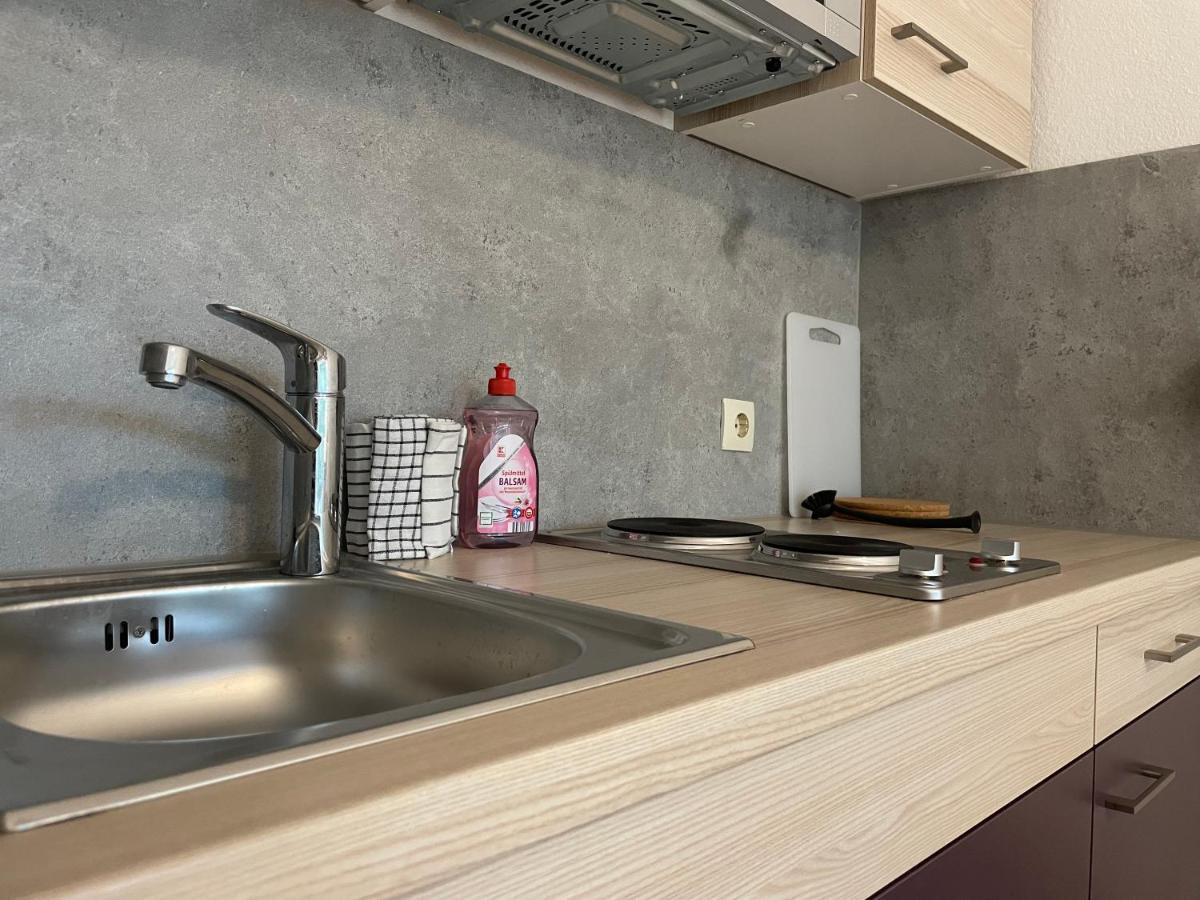 Stadtnahe Wohnung Mit Terrasse Höchberg Esterno foto
